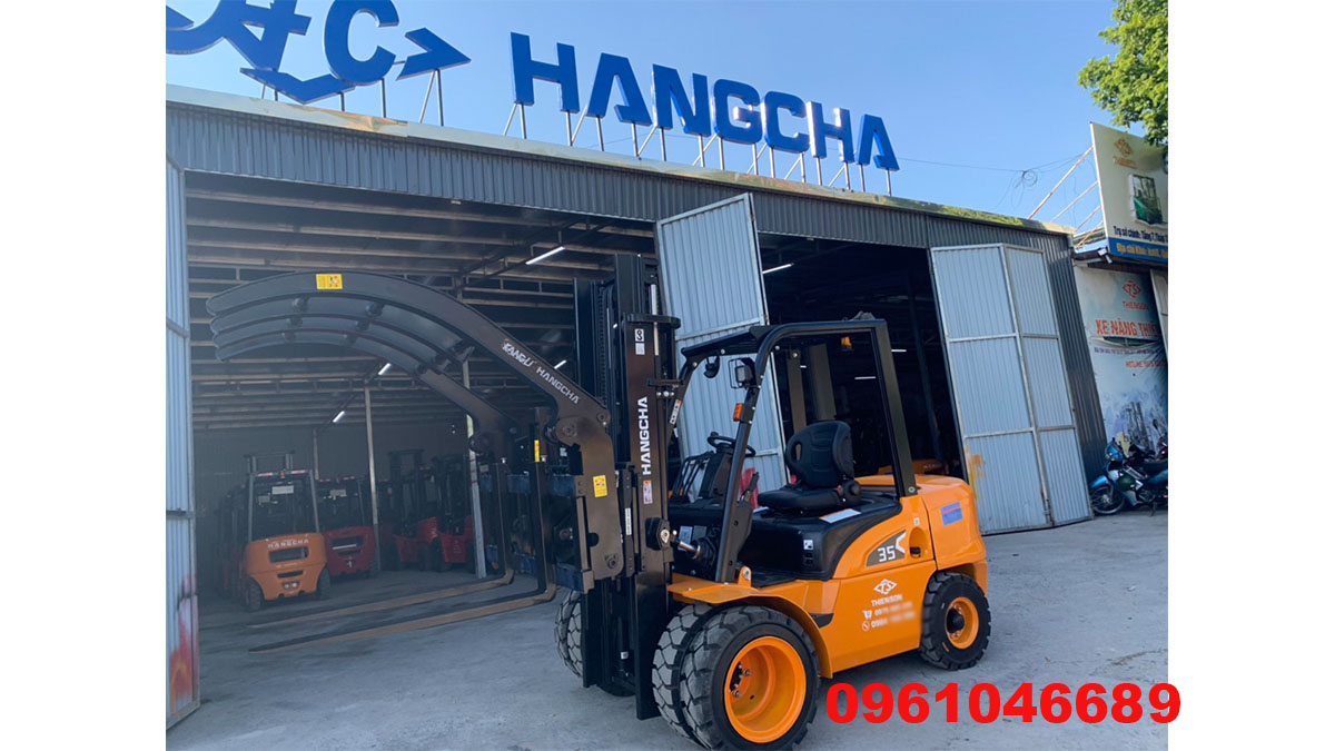 xe nâng dầu 3.5 tấn kẹp gỗ