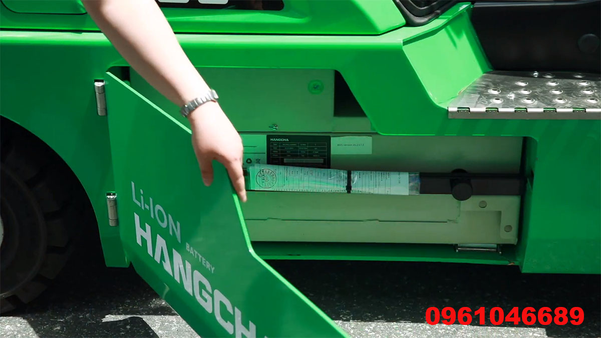 Xe nâng điện 2.5 tấn Lithium