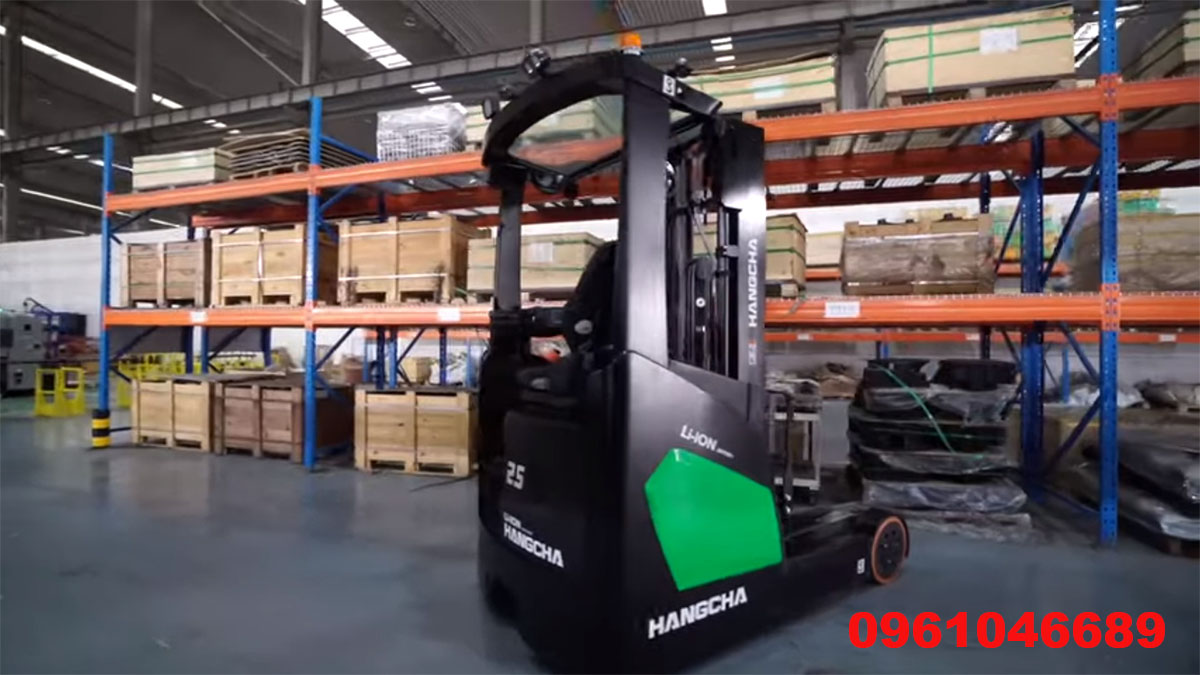 xe nâng reach truck 2.5 tấn