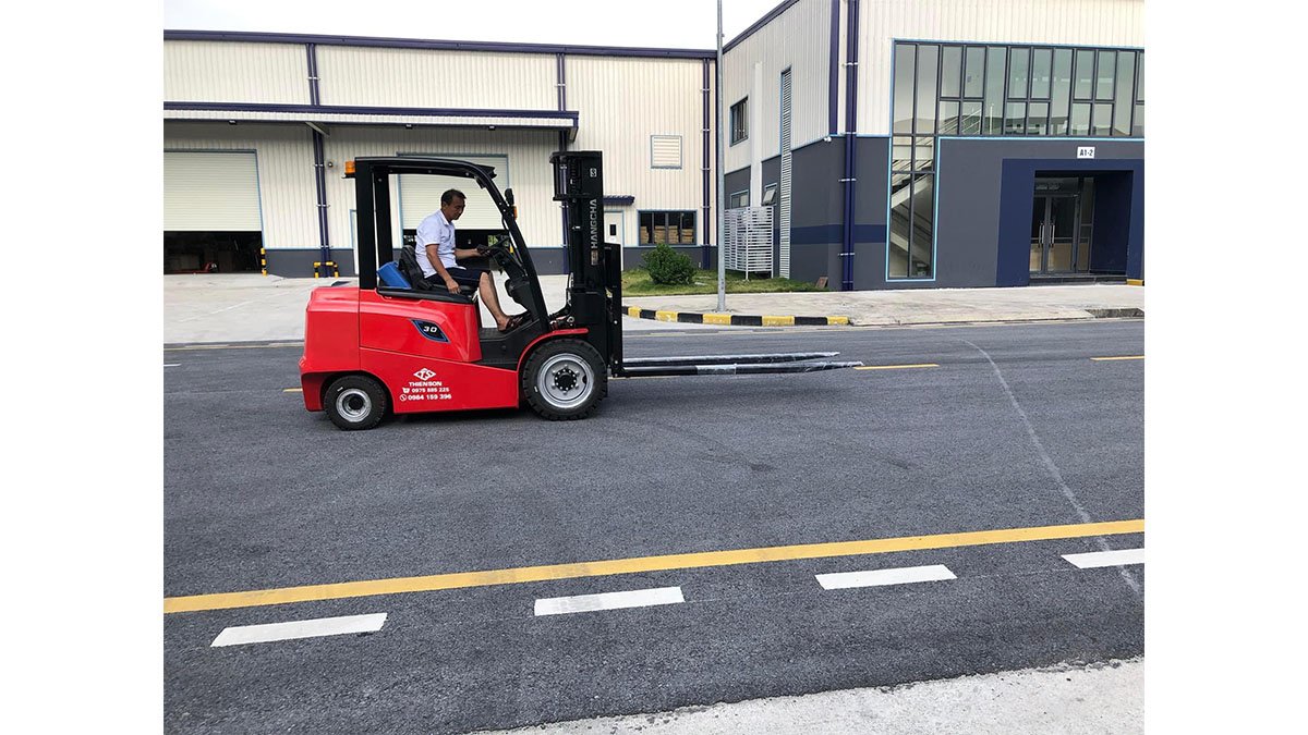 xe nâng điện 3 tấn pin Axit