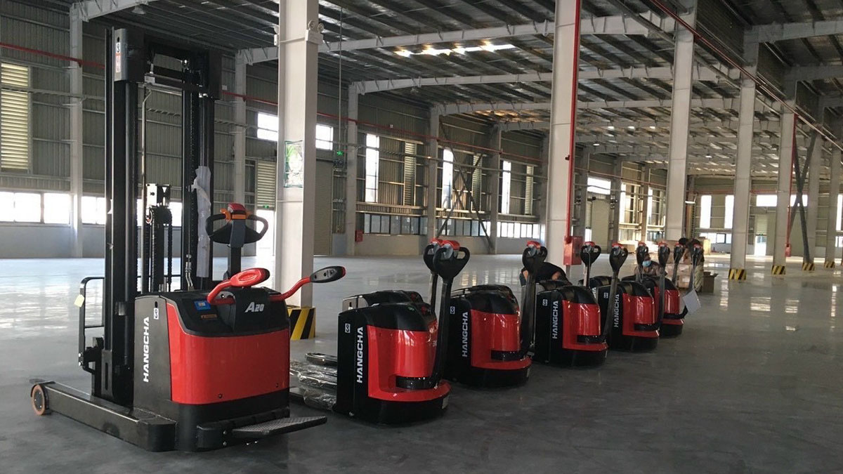 Xe nâng tay điện