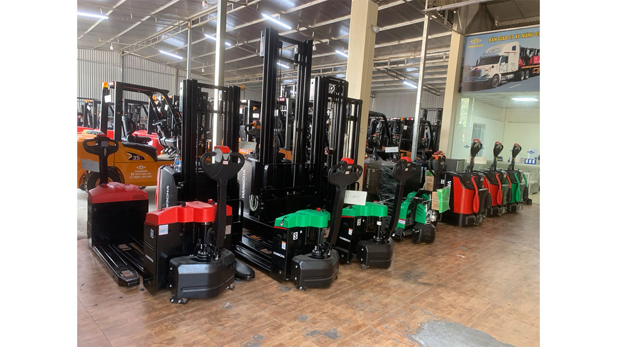 Xe nâng tay điện