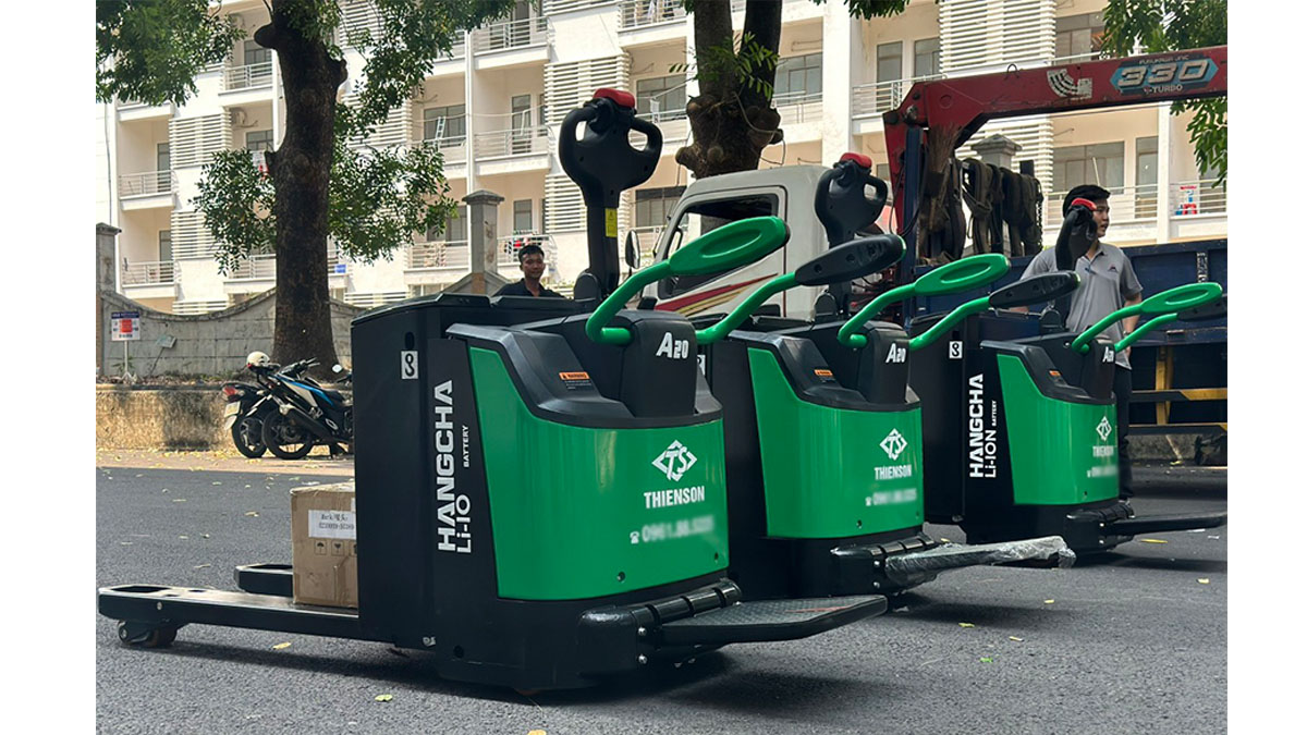 Xe nâng tay điện