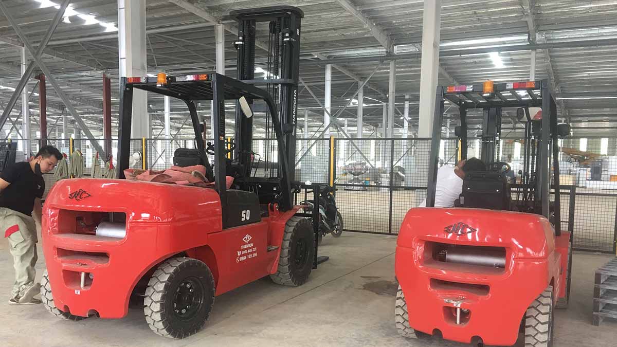 Xe nâng dầu 5 tấn dòng A