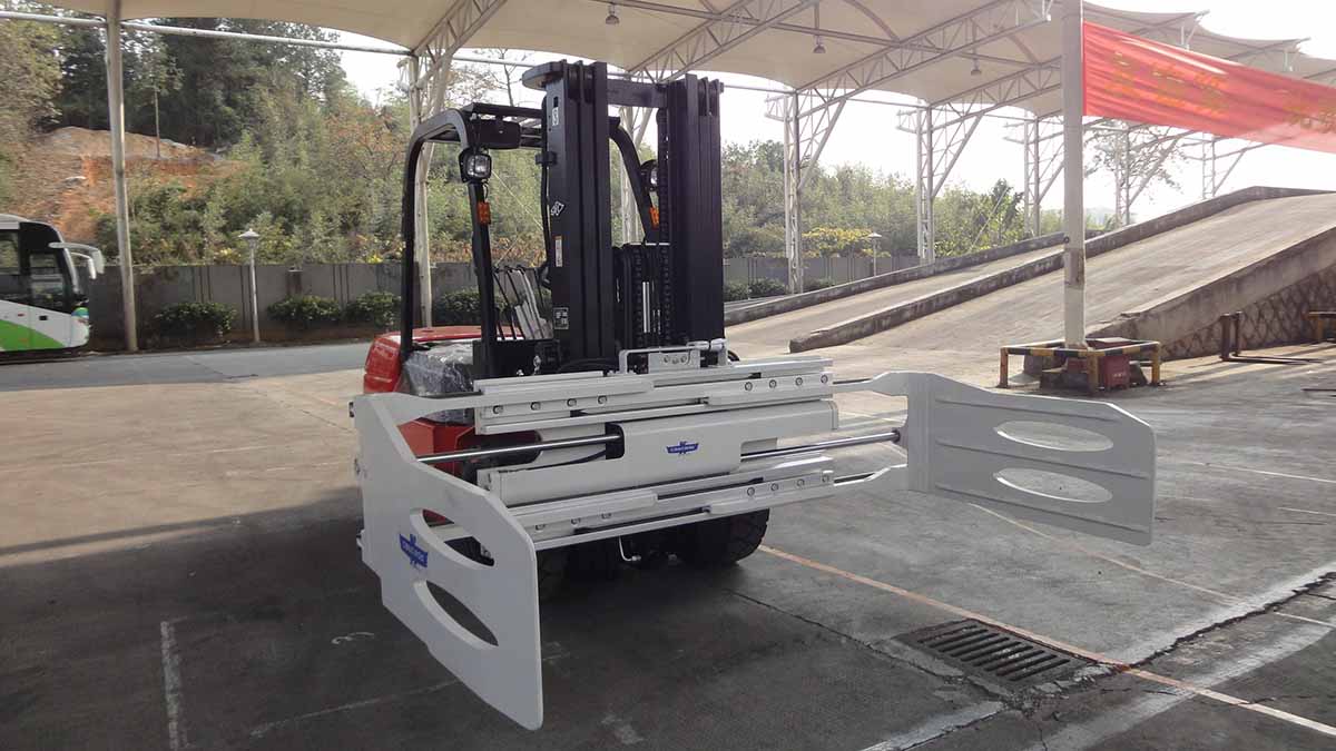 xe nâng chuyên dụng
