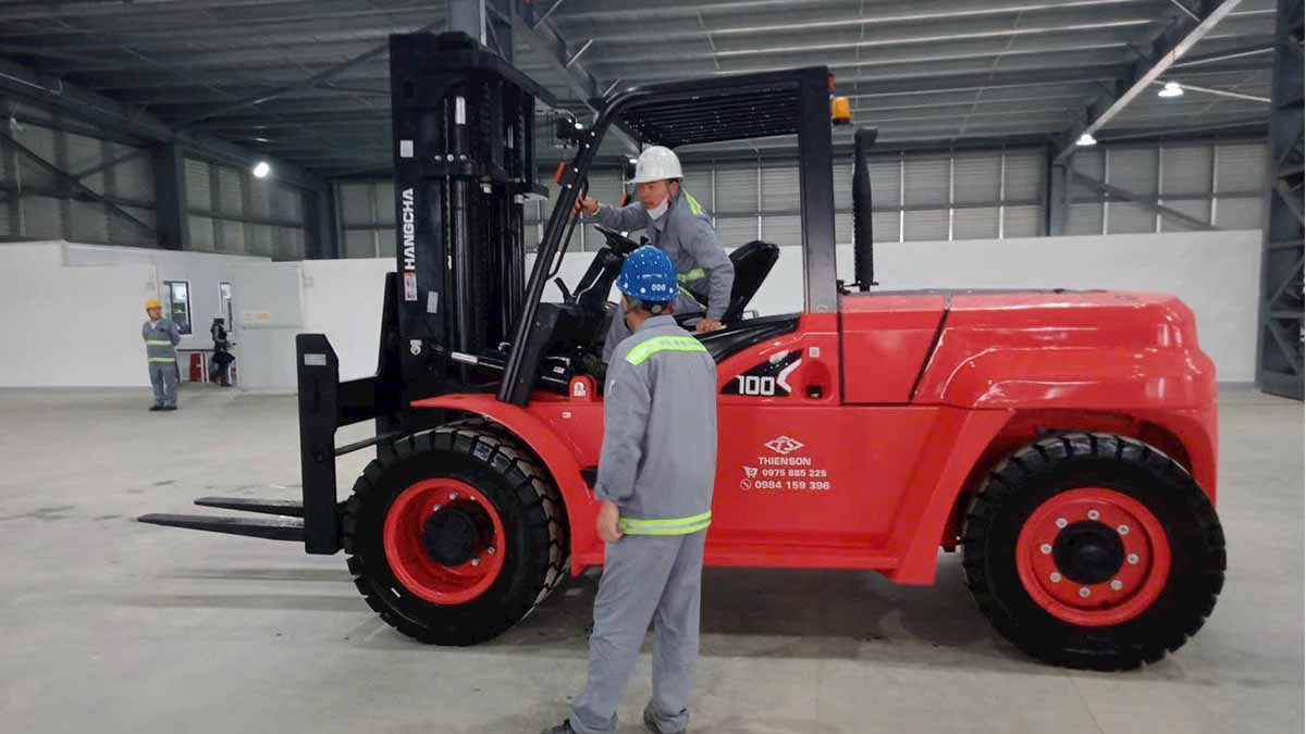 xe nâng 10 tấn dòng XA