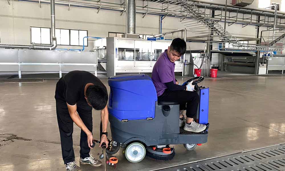 Cho thuê máy chà sàn công nghiệp