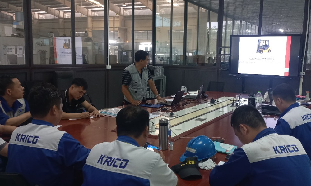 Bằng lái xe nâng ở Tp. Hồ Chí Minh
