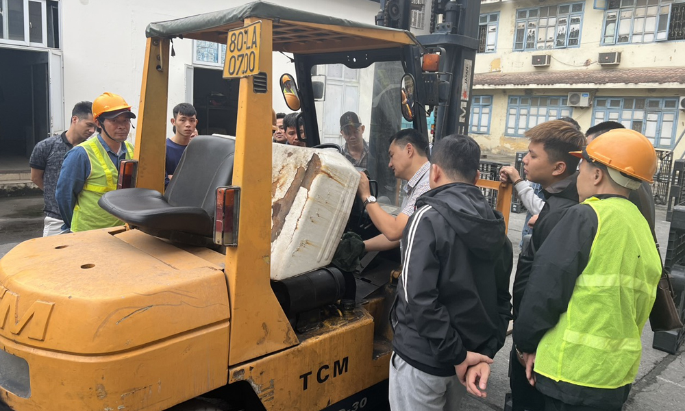 Bằng lái xe nâng ở Tp. Hồ Chí Minh