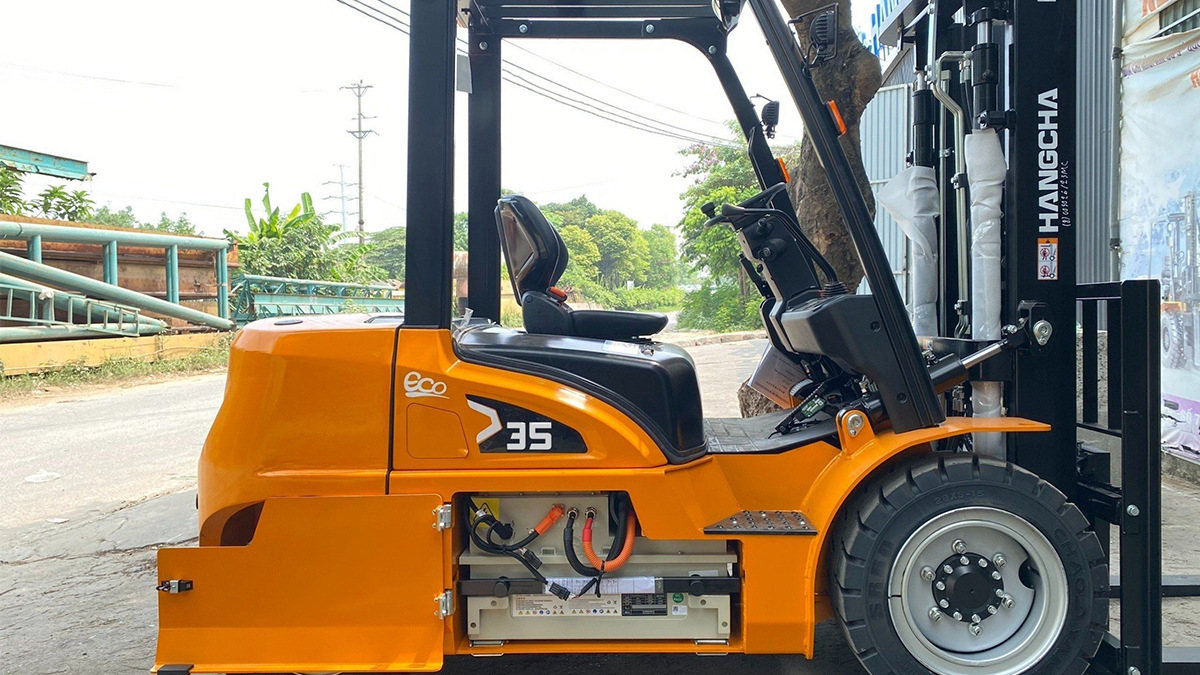 Pin Lithium xe nâng điện hangcha sử dụng bao lâu ?